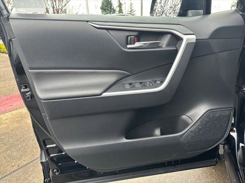 Certified 2025 Toyota RAV4 SE AWD/4WD image 11