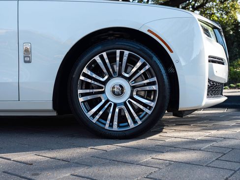Used 2021 Rolls-Royce Ghost AWD/4WD image 6