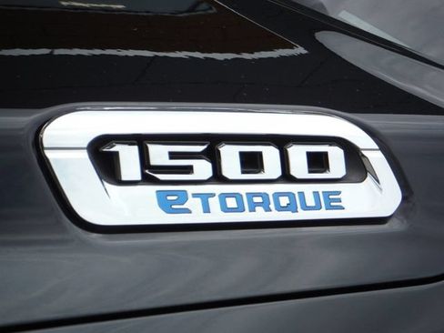 Used 2023 RAM 1500 Big Horn AWD/4WD image 7