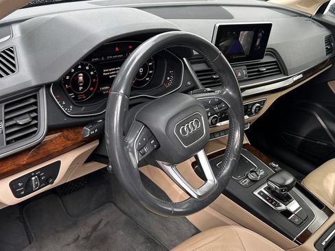 Used 2018 Audi Q5 2.0T Premium Plus w/ Premium Plus Package AWD/4WD image 4