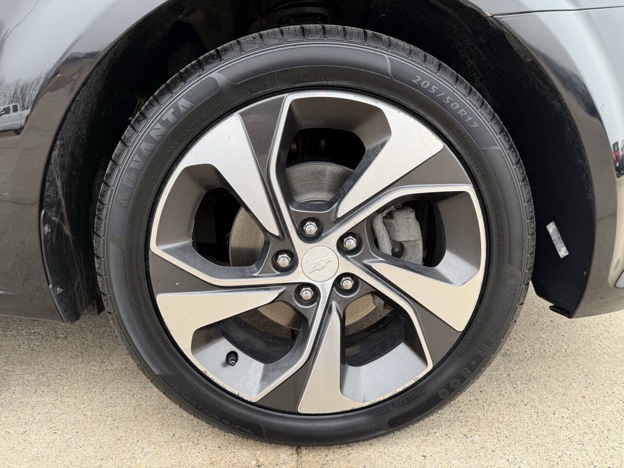 Used 2017 Chevrolet Sonic Premier FWD image 10