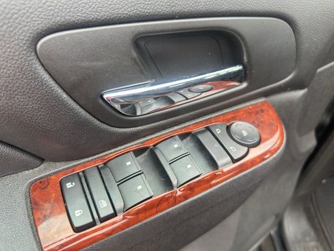 Used 2013 GMC Yukon SLE RWD image 20