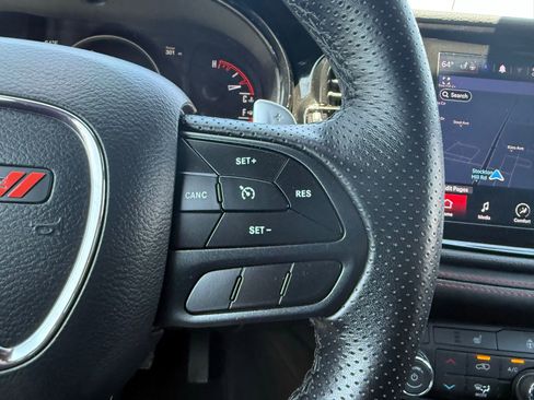 Used 2025 Dodge Durango GT RWD image 19