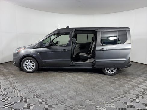 Used 2020 Ford Transit Connect XLT image 23