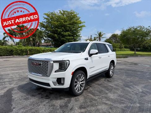 Used 2023 GMC Yukon Denali w/ Max Trailering Package RWD image 2