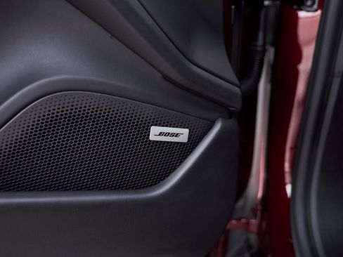 Used 2021 Porsche Taycan 4S image 34