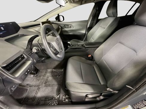 Certified 2024 Toyota Prius LE FWD image 19