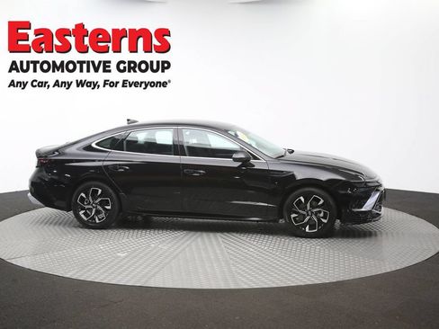 Used 2025 Hyundai Sonata SEL FWD image 48