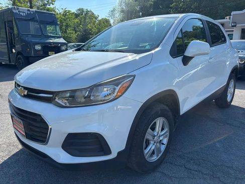 Used 2020 Chevrolet Trax LS w/ Tint and Cruise Package AWD/4WD image 3