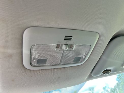 Used 2015 Toyota Corolla S FWD image 25