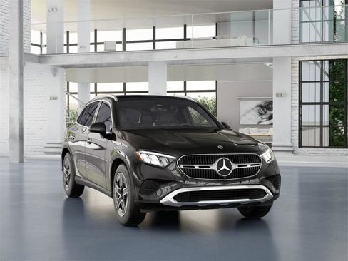 New 2026 Mercedes-Benz GLC 300 GLC 300 image 9