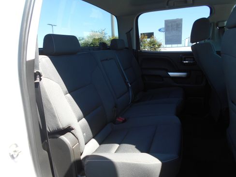 Used 2018 Chevrolet Silverado 2500 LT AWD/4WD image 13