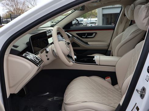 Certified 2025 Mercedes-Benz S 580 4MATIC Sedan image 10
