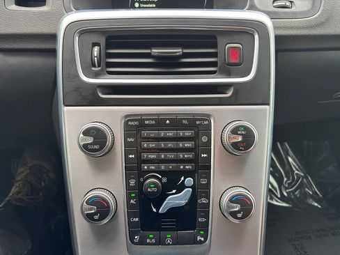 Used 2017 Volvo S60 T5 Dynamic FWD image 26