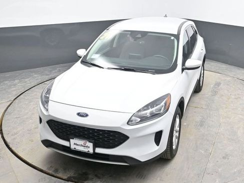Used 2021 Ford Escape SE image 24