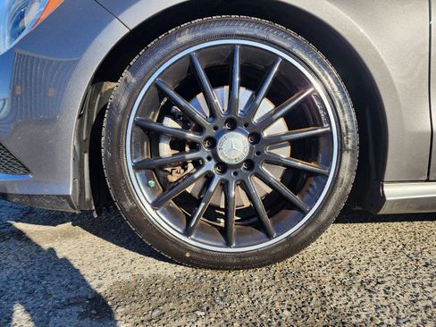 Used 2014 Mercedes-Benz CLA 250 4MATIC image 39