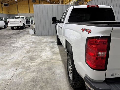 Used 2017 Chevrolet Silverado 2500 W/T w/ WT Convenience Package image 9