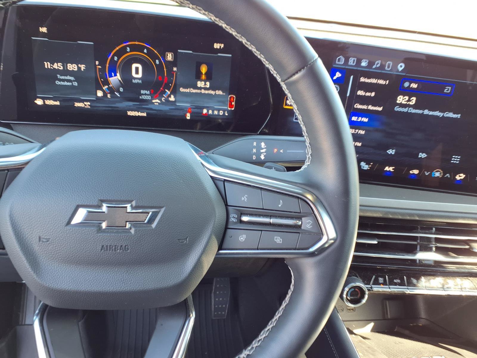 Used 2026 Chevrolet Traverse LT w/ Midnight/Sport Edition AWD/4WD image 15