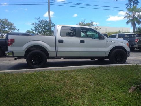 Used 2013 Ford F150 XLT w/ Mid Equipment Group RWD image 2