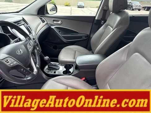 Used 2017 Hyundai Santa Fe Limited AWD/4WD image 37