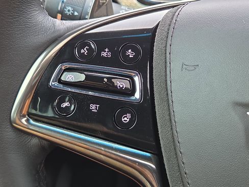 Used 2018 Cadillac CTS V w/ Carbon Fiber Package RWD image 19