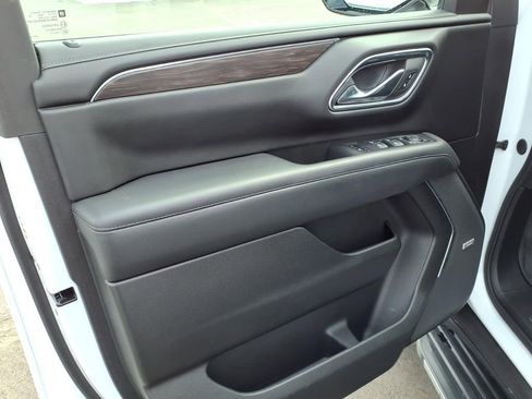 Used 2023 Chevrolet Tahoe LT w/ LT Signature Package image 13