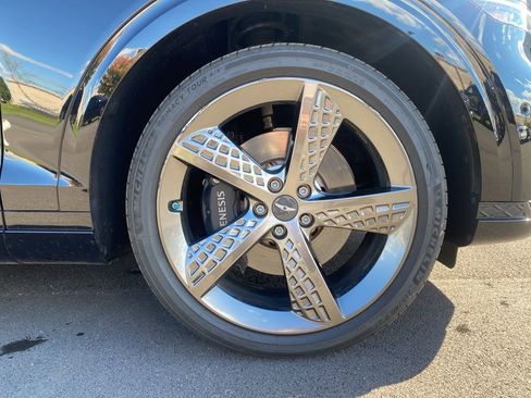 Certified 2025 Genesis GV70 3.5T Sport w/ Sport Advanced Package image 36