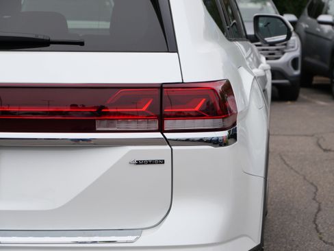 Certified 2026 Volkswagen Atlas SE AWD/4WD image 17
