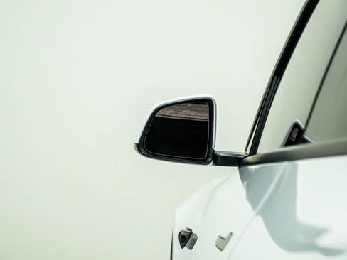 Used 2023 Tesla Model Y Long Range AWD/4WD image 14