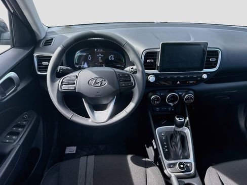 New 2026 Hyundai Venue SEL FWD image 15