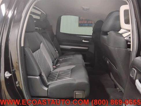 Used 2021 Toyota Tundra SR5 w/ TRD Off-Road Package AWD/4WD image 14
