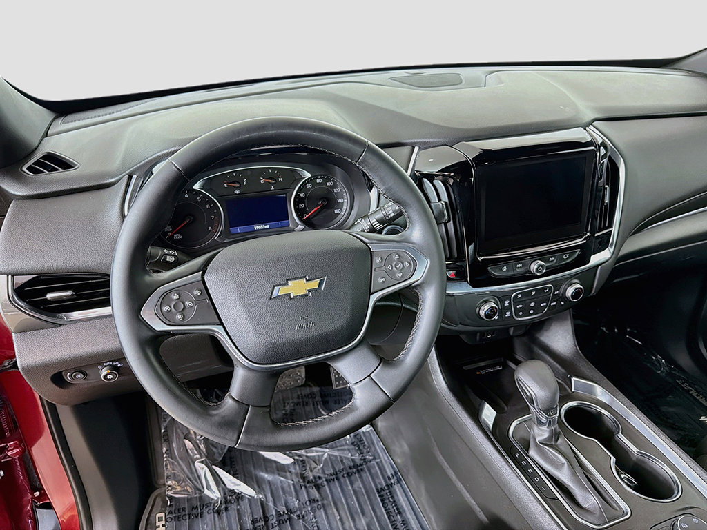 Used 2023 Chevrolet Traverse LT AWD/4WD image 19