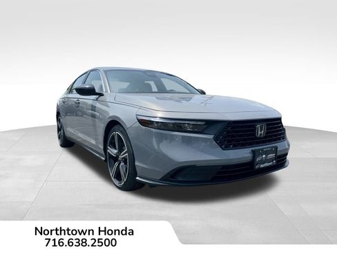 Used 2025 Honda Accord Sport image 1