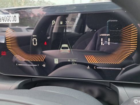 New 2025 Kia K4 LX image 8