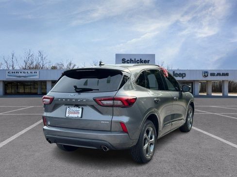 Used 2023 Ford Escape ST-Line AWD/4WD image 3
