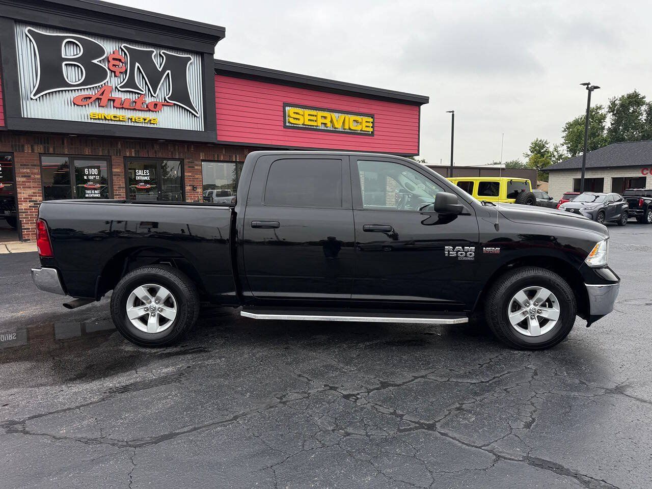 Used 2019 RAM 1500 Tradesman w/ Chrome Plus Package RWD image 8