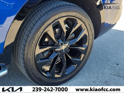 Certified 2022 Kia Sorento SX AWD/4WD image 9