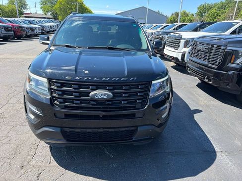 Used 2017 Ford Explorer Sport AWD/4WD image 5