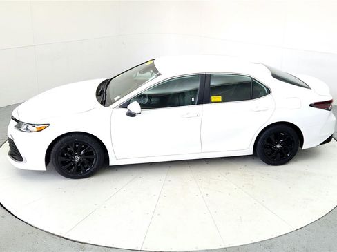 Certified 2023 Toyota Camry LE image 14