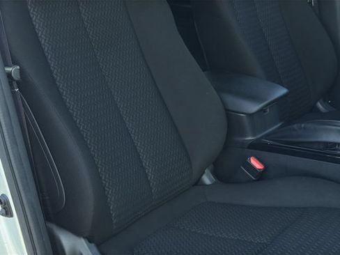 Used 2024 Mitsubishi Eclipse Cross LE AWD/4WD image 32