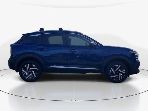 New 2026 Nissan Kicks SV w/ SV Premium Package image 4
