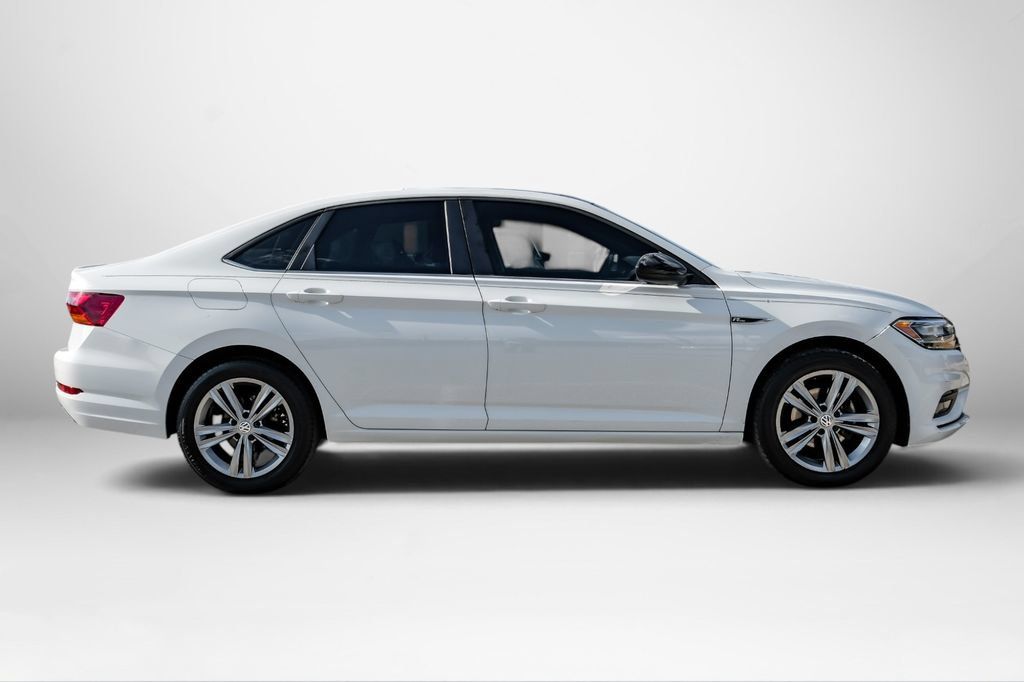 Used 2019 Volkswagen Jetta R-Line FWD image 5