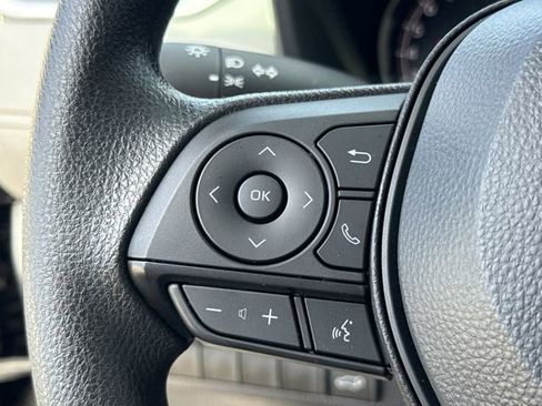 Used 2025 Toyota RAV4 XLE w/ Convenience Package image 34