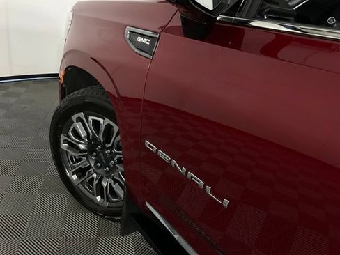 Used 2023 GMC Yukon XL Denali Ultimate AWD/4WD image 46