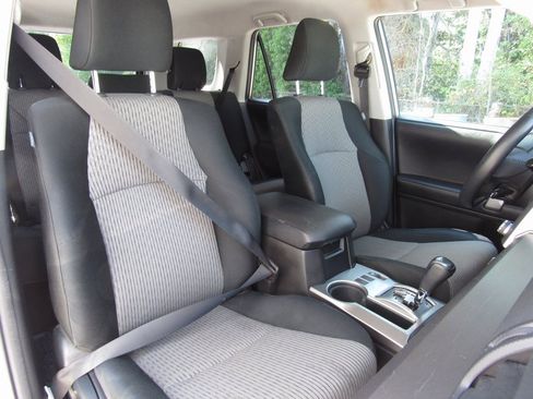 Certified 2020 Toyota 4Runner SR5 image 19