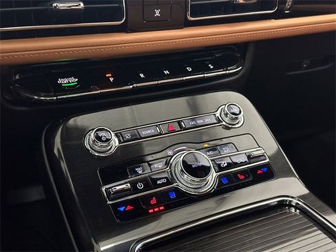 Used 2022 Lincoln Nautilus Black Label image 29