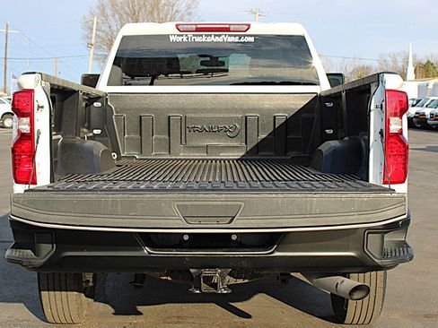 Used 2022 Chevrolet Silverado 2500 W/T w/ WT Convenience Package RWD image 12