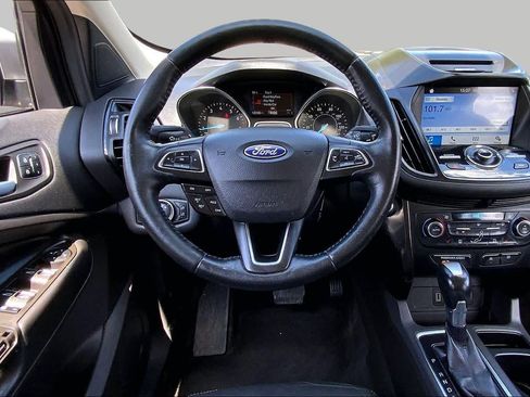 Used 2017 Ford Escape Titanium FWD image 6