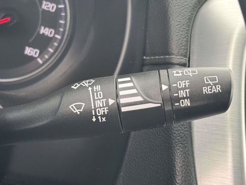 Used 2023 GMC Terrain SLE w/ Driver Convenience Package image 21