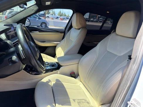 Used 2022 BMW X4 xDrive30i w/ M Sport Package 2 AWD/4WD image 8